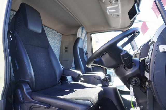 三菱ふそう ファイター 中型 平ボディ 2KG-FK62FZ(98931) 35枚目