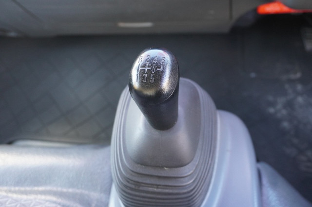 マツダ タイタン 小型 バン 2RG-LPR88AN(98932) 34枚目