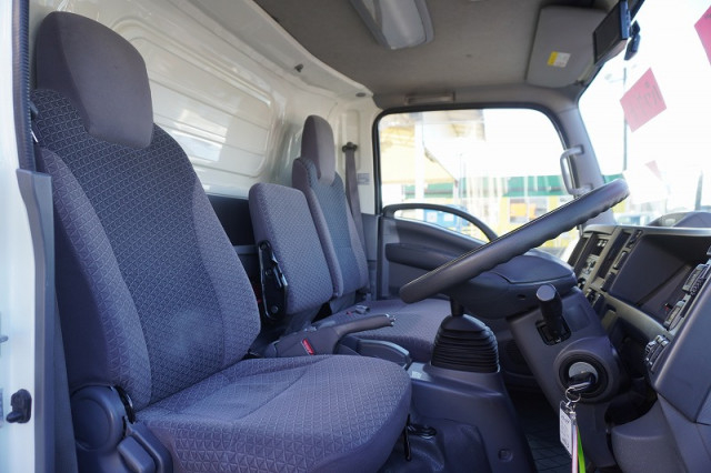 マツダ タイタン 小型 バン 2RG-LPR88AN(98932) 40枚目