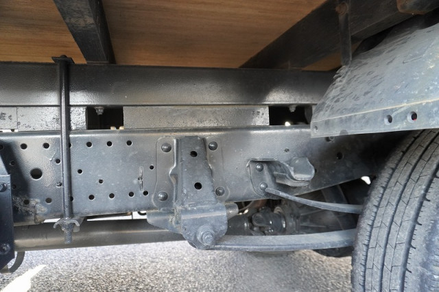 いすゞ エルフ 小型 平ボディ（クレーン付） 2RG-NMR88AR(98933) 11枚目