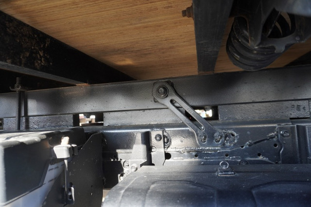 いすゞ エルフ 小型 平ボディ（クレーン付） 2RG-NMR88AR(98933) 12枚目