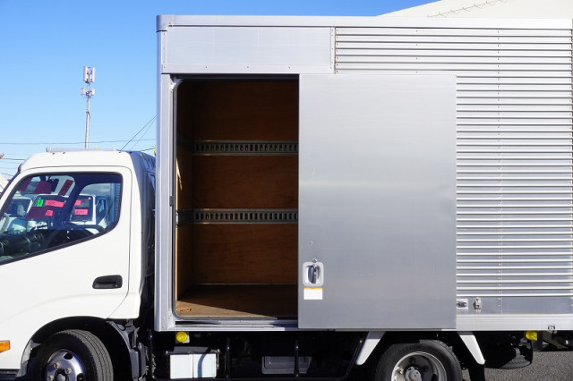 トヨタ ダイナ 小型 バン TPG-XZC605(98934) 17枚目