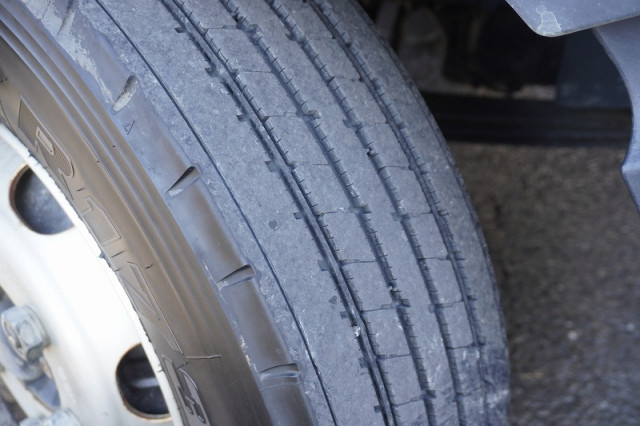 日野 レンジャー 中型 平ボディ（クレーン付） 2KG-FD2ABA(98936) 9枚目