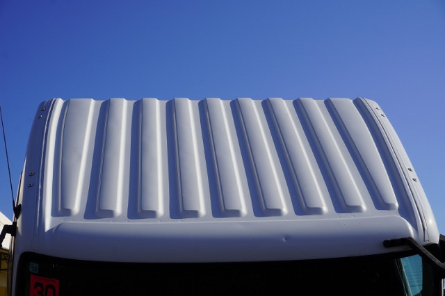 日野 レンジャー 中型 平ボディ（クレーン付） 2KG-FD2ABA(98936) 15枚目