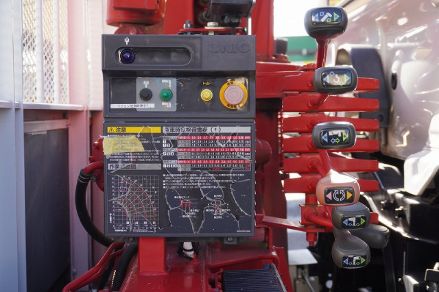 日野 レンジャー 中型 平ボディ（クレーン付） 2KG-FD2ABA(98936) 30枚目