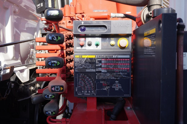 日野 レンジャー 中型 平ボディ（クレーン付） 2KG-FD2ABA(98936) 31枚目