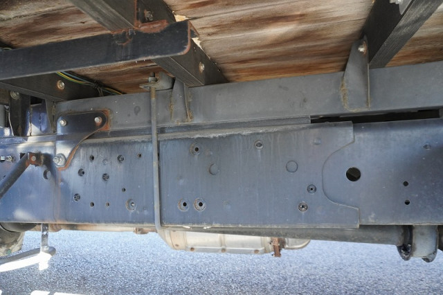 日野 レンジャー 中型 平ボディ（クレーン付） 2KG-FD2ABA(98937) 12枚目