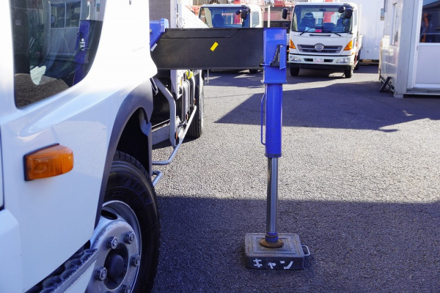 日野 レンジャー 中型 平ボディ（クレーン付） 2KG-FD2ABA(98937) 28枚目