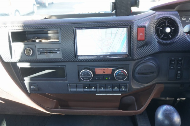 日野 レンジャー 中型 平ボディ（クレーン付） 2KG-FD2ABA(98937) 36枚目