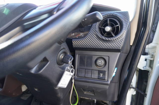 日野 レンジャー 中型 平ボディ（クレーン付） 2KG-FD2ABA(98937) 38枚目