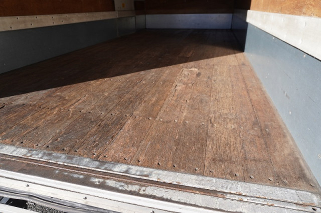 いすゞ エルフ 小型 バン TKG-NMR85AN(98939) 23枚目