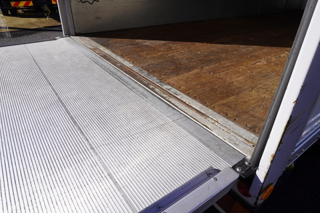 いすゞ エルフ 小型 バン TKG-NMR85AN(98939) 28枚目