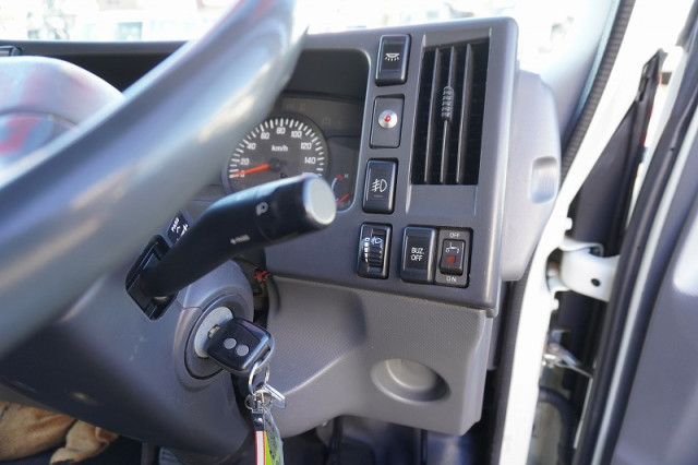 いすゞ エルフ 小型 バン TKG-NMR85AN(98939) 38枚目