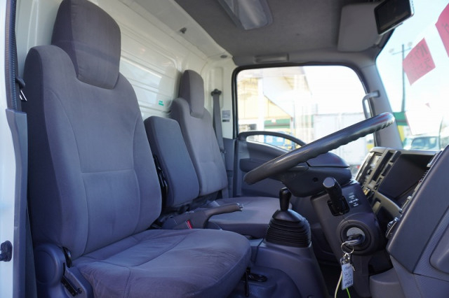 いすゞ エルフ 小型 バン TKG-NMR85AN(98939) 40枚目