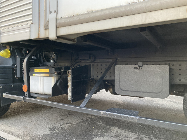 三菱ふそう キャンター 小型 バン TPG-FEB50(98943) 10枚目