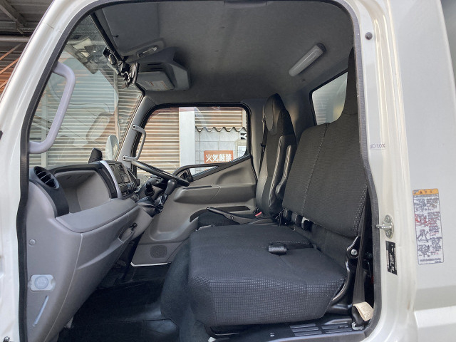 三菱ふそう キャンター 小型 バン TPG-FEB50(98943) 45枚目