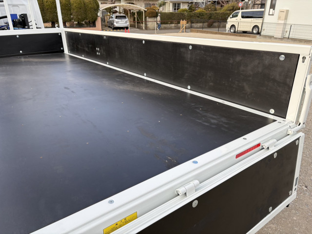 三菱ふそう キャンター 小型 平ボディ（クレーン付） 2PG-FEB90(99088) 11枚目