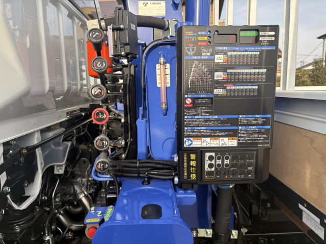 三菱ふそう キャンター 小型 平ボディ（クレーン付） 2PG-FEB90(99088) 18枚目