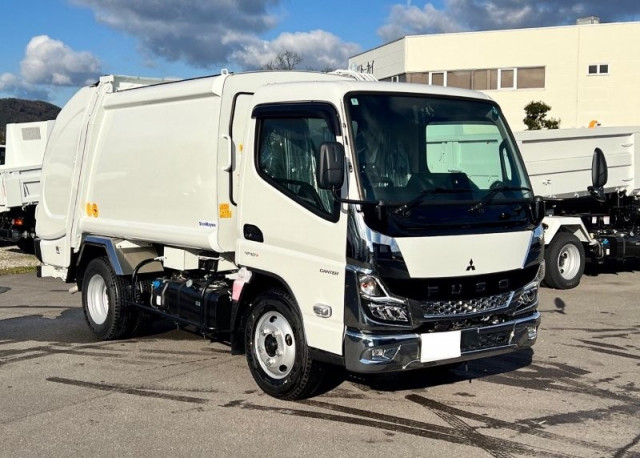三菱ふそう キャンター 小型 塵芥車（プレス式） 2RG-FEAV0(99092) 1枚目
