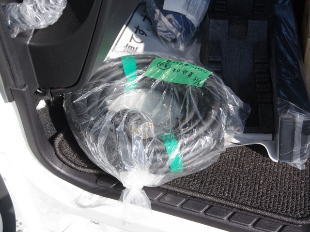 三菱ふそう ファイター 中型 冷蔵冷凍バン 2KG-FK65F(99091) 25枚目