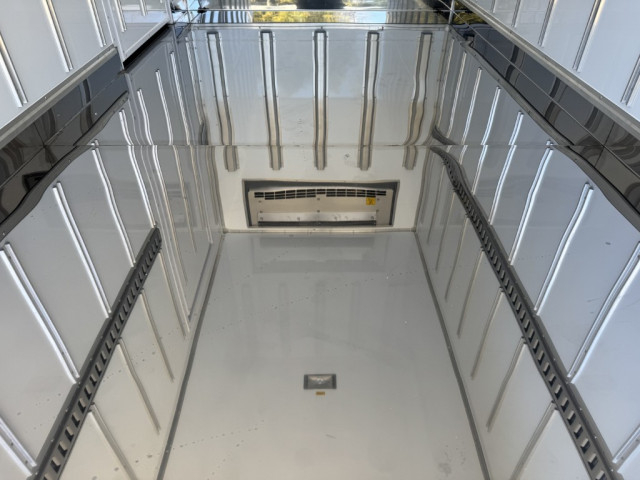 三菱ふそう キャンター 小型 冷蔵冷凍バン 2RG-FBA20(99094) 12枚目