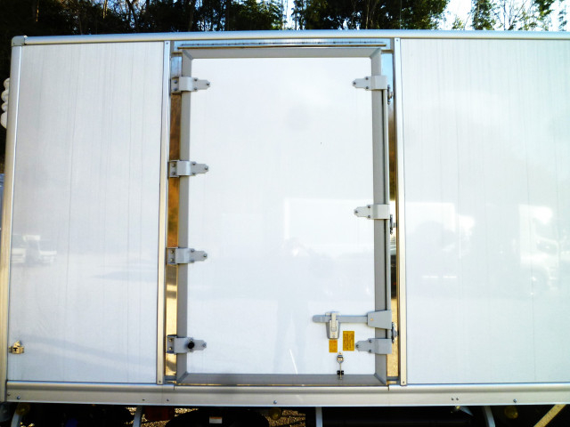 日野 レンジャー 中型 冷蔵冷凍バン 2KG-FD2ABG(99097) 10枚目