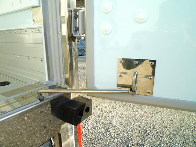 日野 レンジャー 中型 冷蔵冷凍バン 2KG-FD2ABG(99097) 14枚目