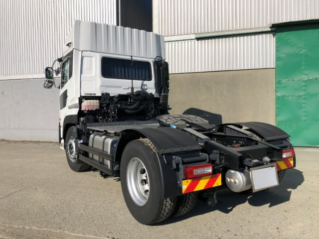 UDトラックス（日産） クオン 大型 トラクタ 2RG-GK5DAB(99098) 3枚目