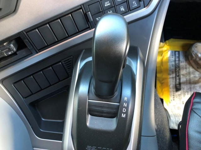 UDトラックス（日産） クオン 大型 トラクタ 2RG-GK5DAB(99098) 6枚目