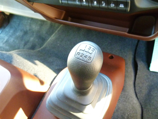 日野 レンジャー 中型 冷蔵冷凍バン 2KG-FD2ABG(99097) 38枚目