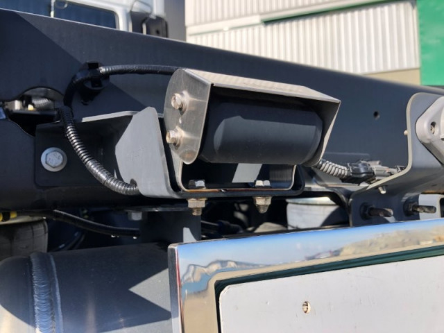 UDトラックス（日産） クオン 大型 トラクタ 2RG-GK5DAB(99098) 25枚目