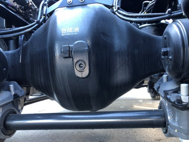 UDトラックス（日産） クオン 大型 トラクタ 2RG-GK5DAB(99098) 32枚目