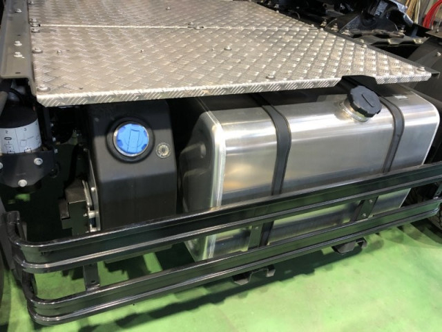 UDトラックス（日産） クオン 大型 トラクタ 2RG-GK5DAB(99098) 33枚目