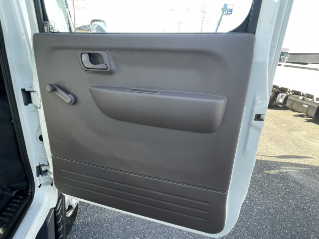 三菱ふそう キャンター 小型 Wキャブ 2RG-FBA20(99100) 22枚目