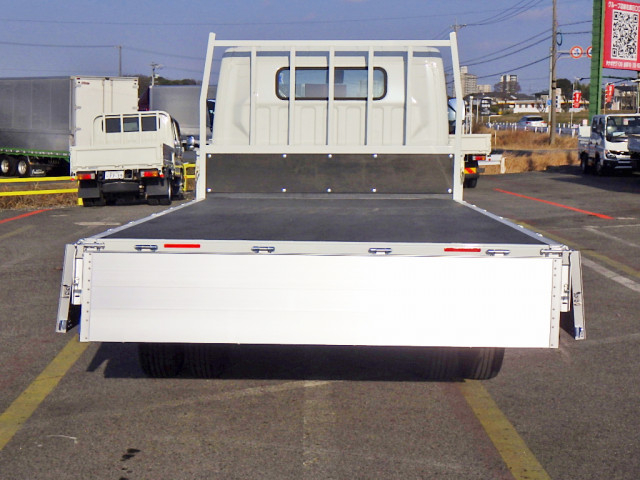 三菱ふそう キャンター 小型 平ボディ 2PG-FEBS0(99101) 7枚目