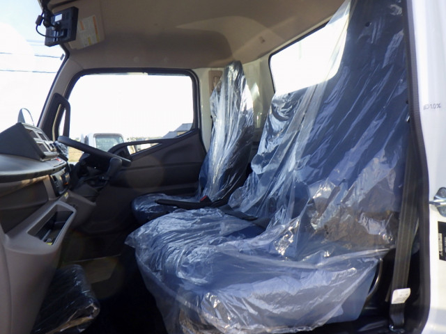 三菱ふそう キャンター 小型 平ボディ 2PG-FEBS0(99101) 11枚目