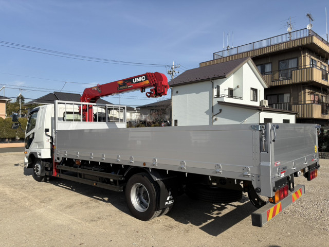 三菱ふそう ファイター 増トン 平ボディ（クレーン付） 2KG-FK62FZ(99102) 4枚目