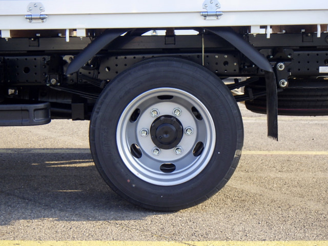 三菱ふそう キャンター 小型 平ボディ 2PG-FEBS0(99101) 19枚目