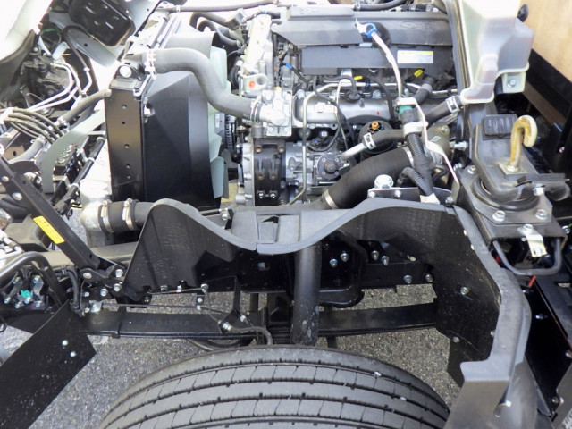 三菱ふそう キャンター 小型 平ボディ 2PG-FEBS0(99101) 22枚目