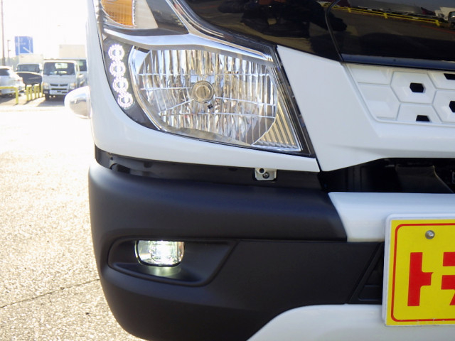 三菱ふそう キャンター 小型 平ボディ 2PG-FEBS0(99101) 25枚目