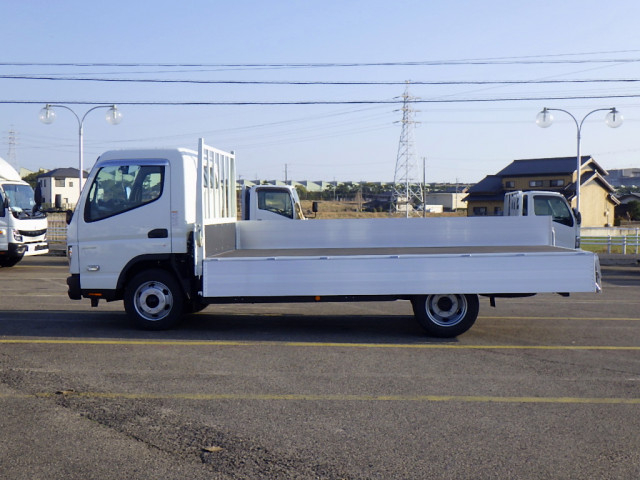 三菱ふそう キャンター 小型 平ボディ 2PG-FEBS0(99101) 28枚目