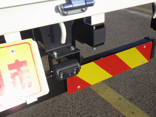 三菱ふそう キャンター 小型 平ボディ 2PG-FEBS0(99101) 33枚目