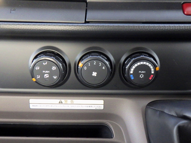 三菱ふそう キャンター 小型 平ボディ 2PG-FEBS0(99101) 45枚目