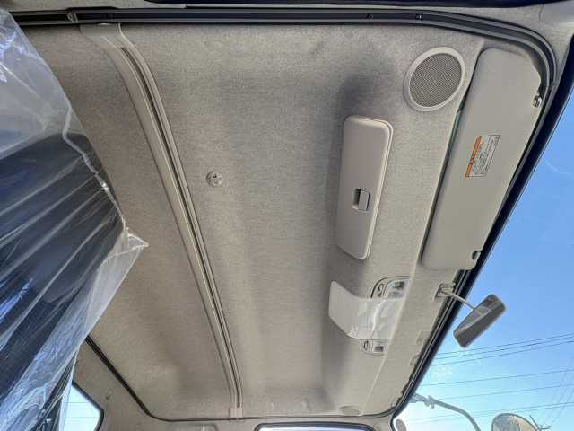 三菱ふそう ファイター 増トン 平ボディ（クレーン付） 2KG-FK62FZ(99102) 35枚目