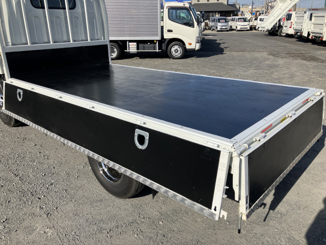 三菱ふそう キャンター 小型 平ボディ 2RG-FDA20(99109) 19枚目