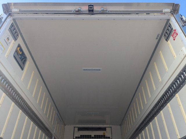 日野 デュトロ 小型 冷蔵冷凍バン 2RG-XZU710M(99111) 11枚目