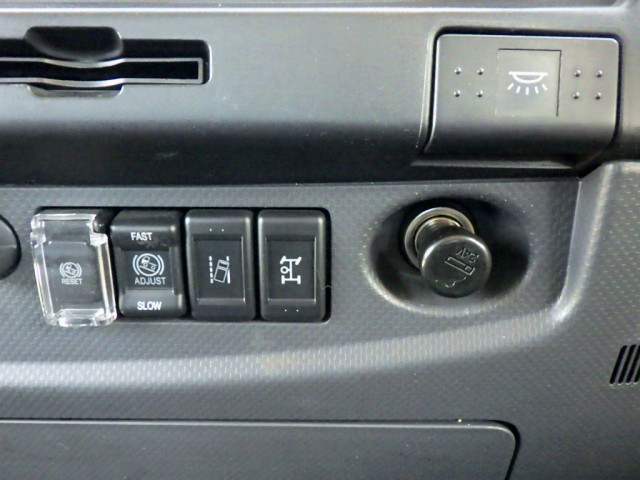 いすゞ フォワード 中型 平ボディ 2RG-FRR90S2(99113) 46枚目