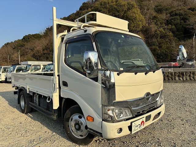 Hino dutro Small Flat body 2RG-XZU645M(99116) 3枚目