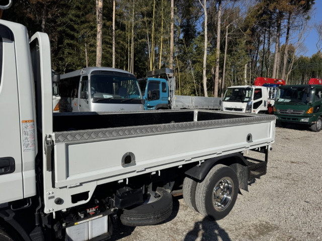 三菱ふそう キャンター 小型 平ボディ 2PG-FBAV0(99118) 7枚目