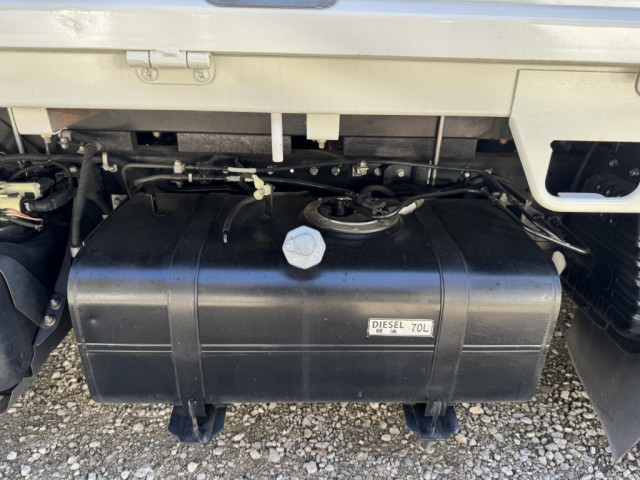 三菱ふそう キャンター 小型 平ボディ 2PG-FBAV0(99118) 20枚目